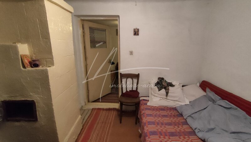 Sector 3, M. Republica, Industriilor, casa veche locuibila cu teren de 221 mp, 0%.